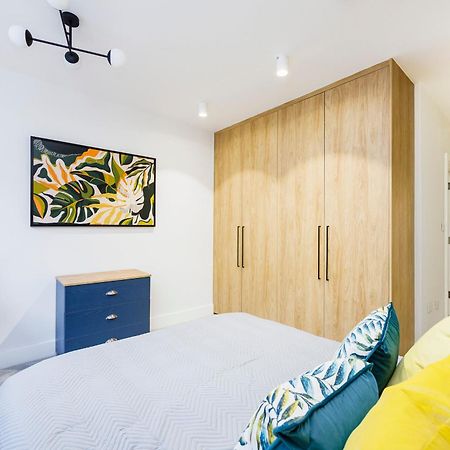Luxury Spacious 2 Bed Apartment, London - Sk Buitenkant foto