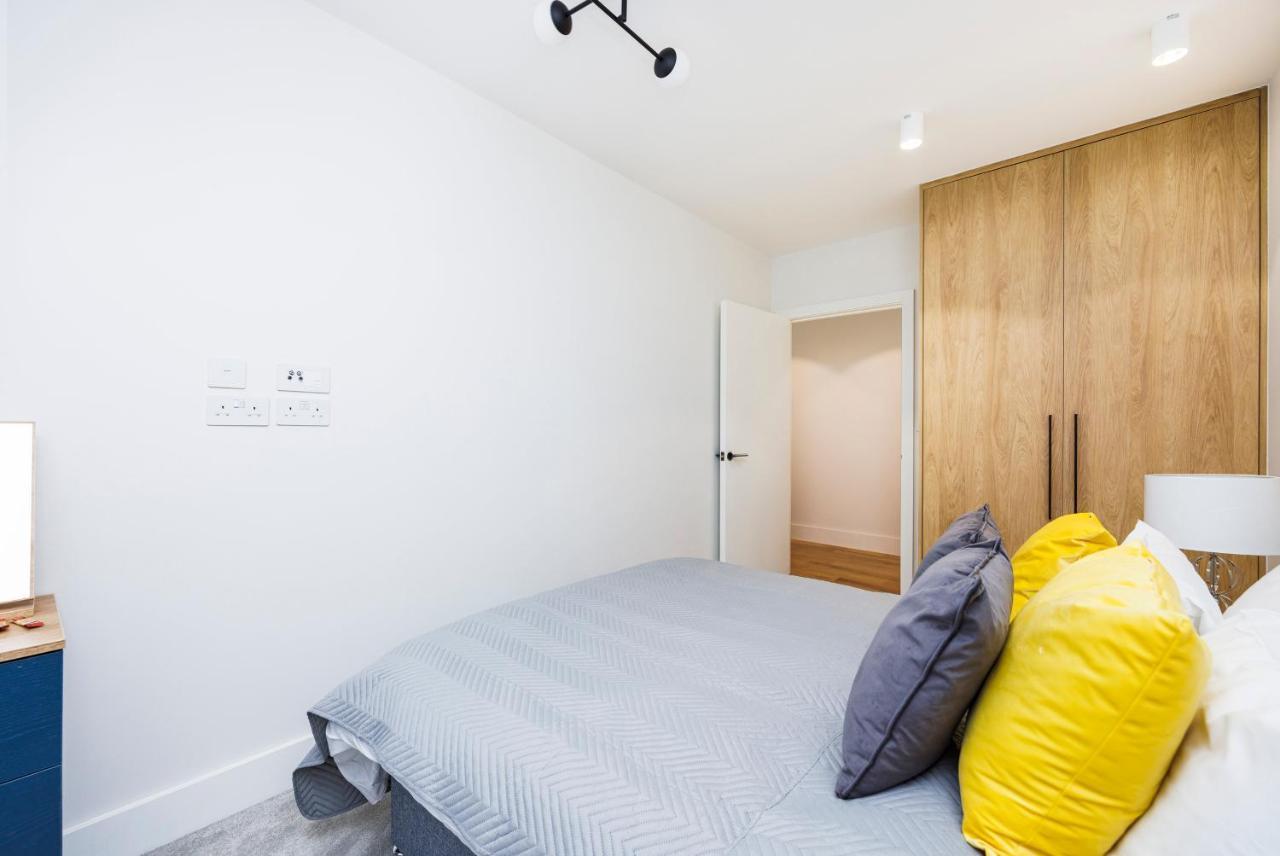 Luxury Spacious 2 Bed Apartment, London - Sk Buitenkant foto