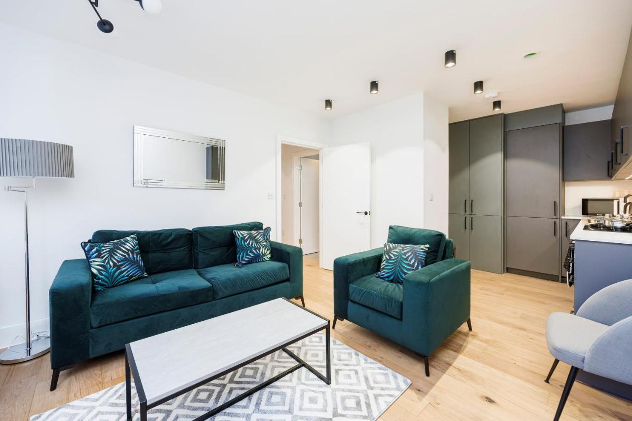 Luxury Spacious 2 Bed Apartment, London - Sk Buitenkant foto