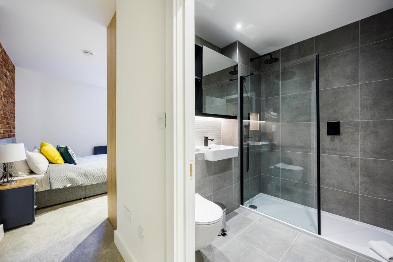 Luxury Spacious 2 Bed Apartment, London - Sk Buitenkant foto
