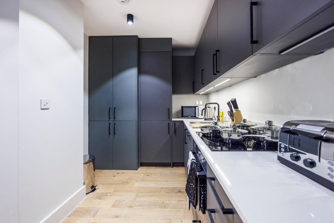 Luxury Spacious 2 Bed Apartment, London - Sk Buitenkant foto