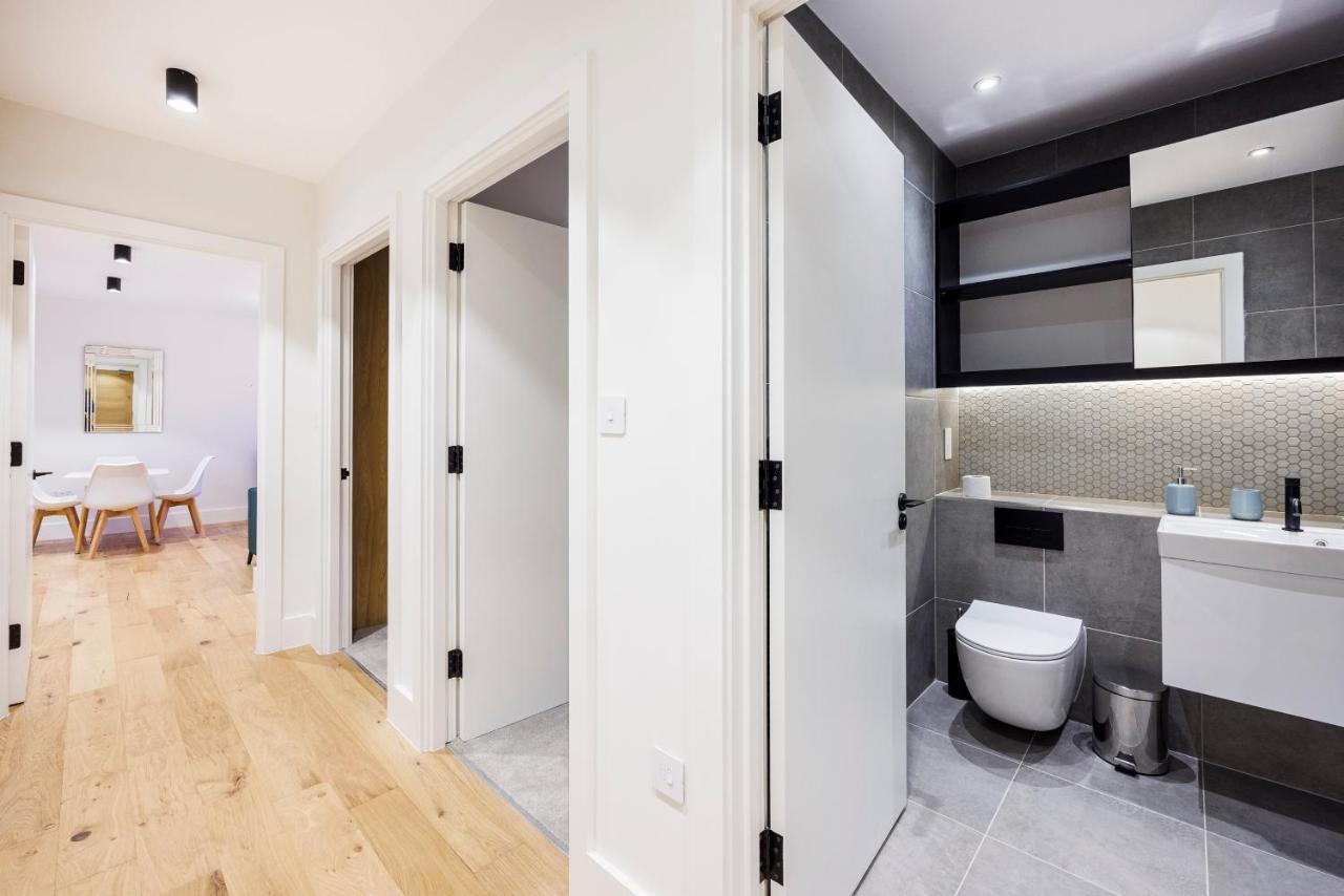 Luxury Spacious 2 Bed Apartment, London - Sk Buitenkant foto