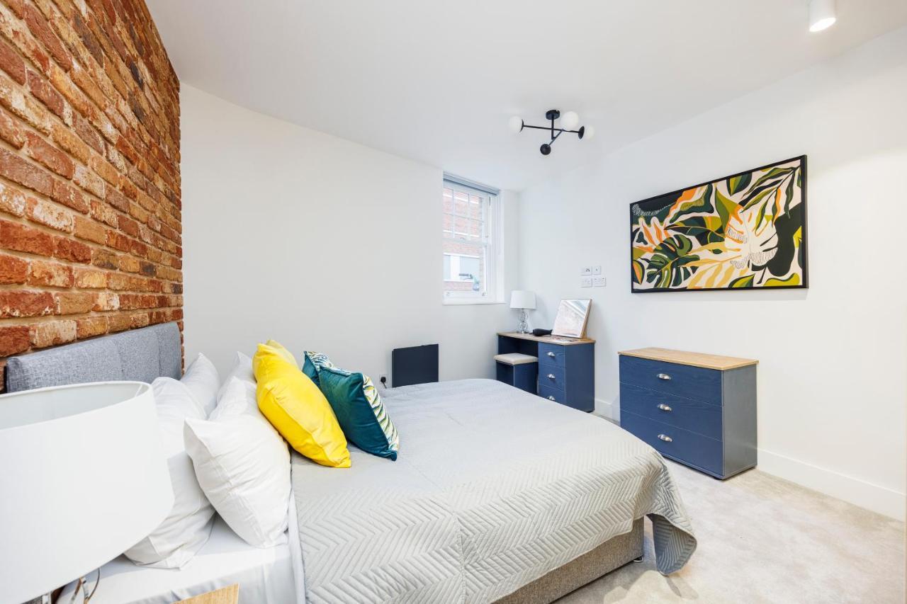 Luxury Spacious 2 Bed Apartment, London - Sk Buitenkant foto