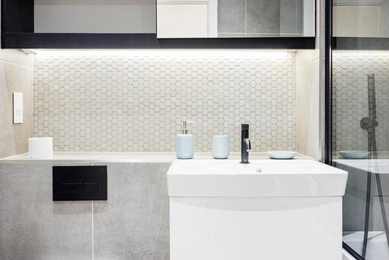 Luxury Spacious 2 Bed Apartment, London - Sk Buitenkant foto